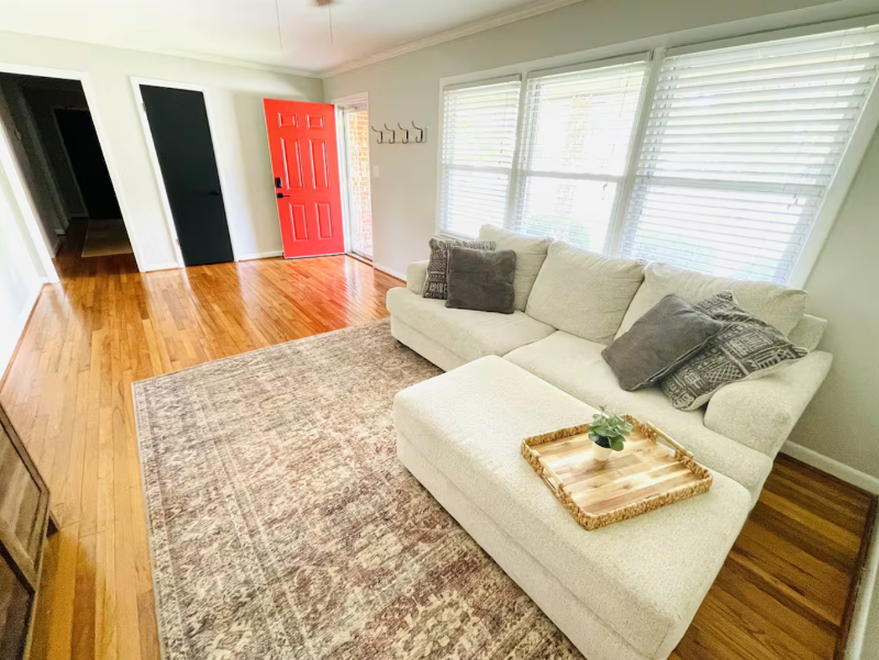 2013 Lee Ave - Photo 6 of 16