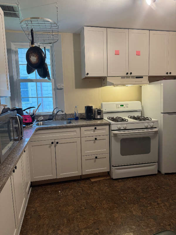 533 Elizabeth St - Photo 3 of 7