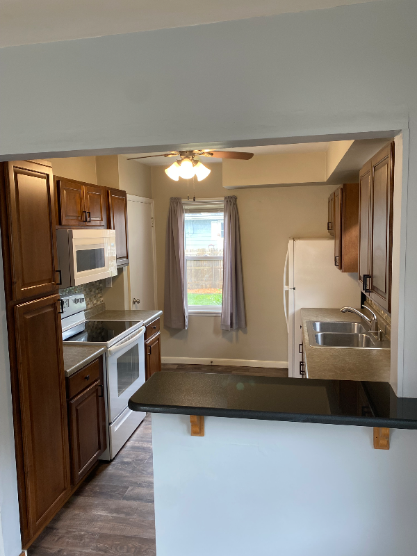 121 Belleview Ave - Photo 6 of 18