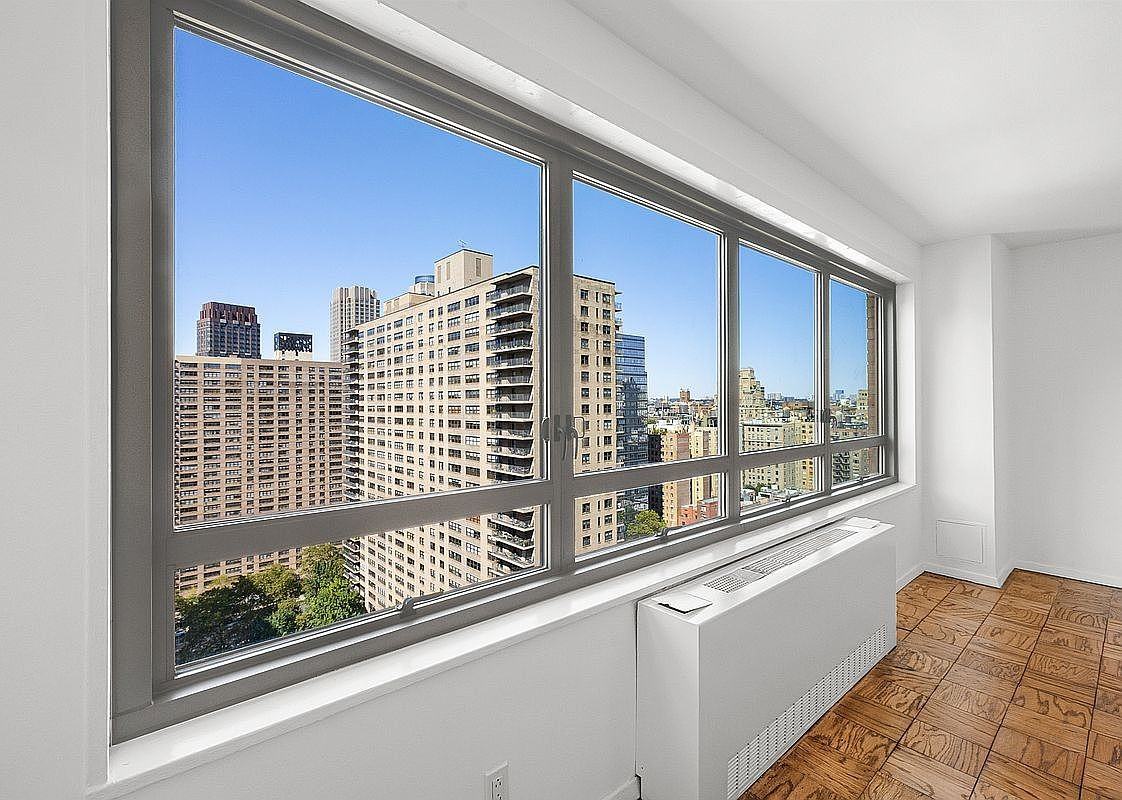 170 W End Ave #23E - Photo 3 of 11