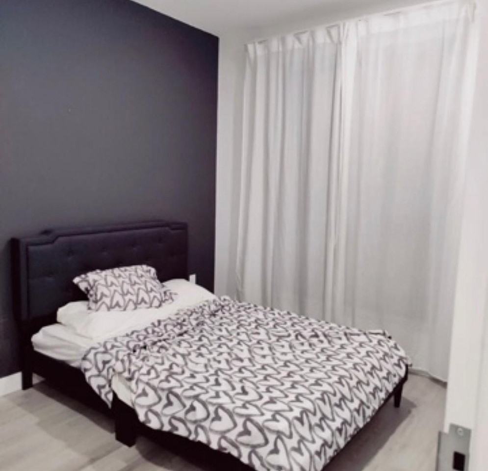 2177 E 65th St - Photo 4 of 7