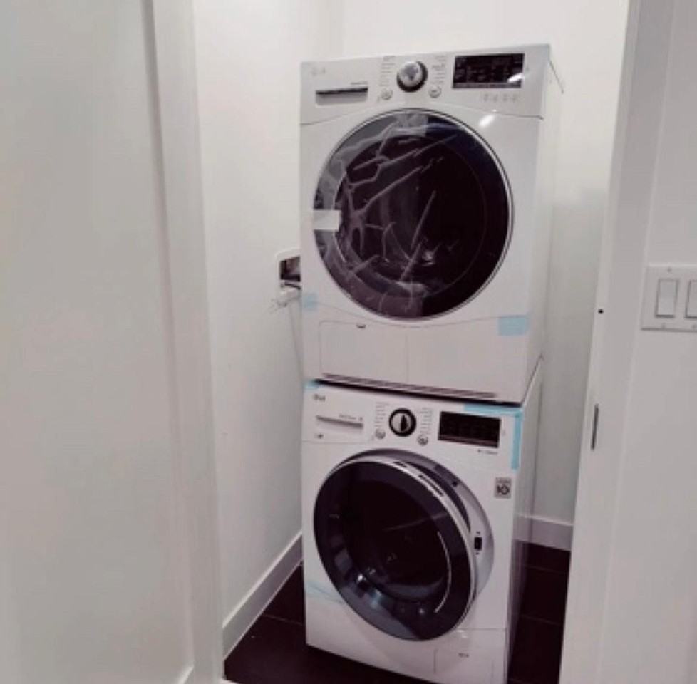 2177 E 65th St - Photo 5 of 7