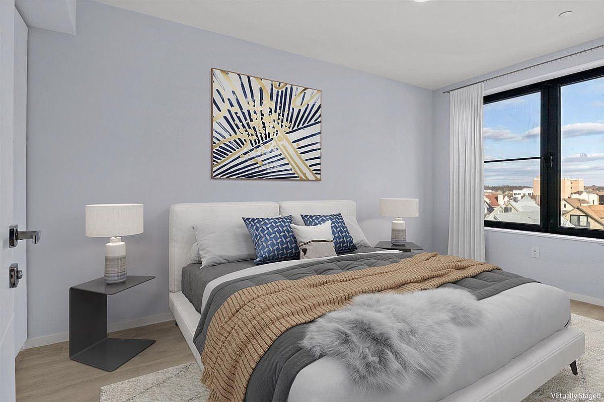 2652 E 18th St #2C - Photo 4 of 14