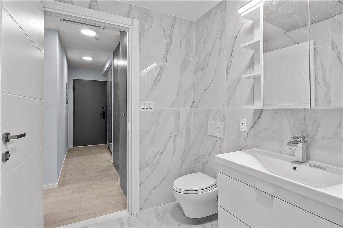 2652 E 18th St #2C - Photo 6 of 14