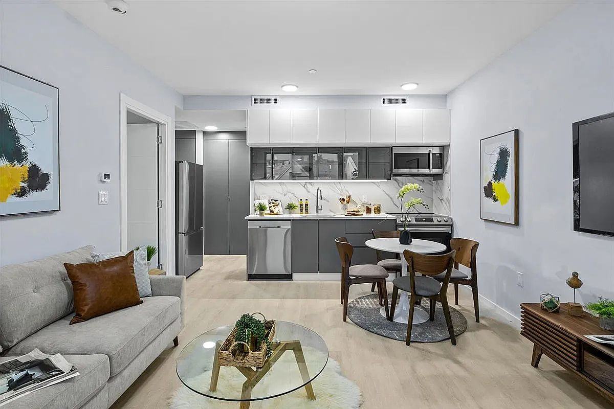 2652 E 18th St #5D - Photo 2 of 2