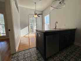 904 Scott St #5 - Photo 1 of 1