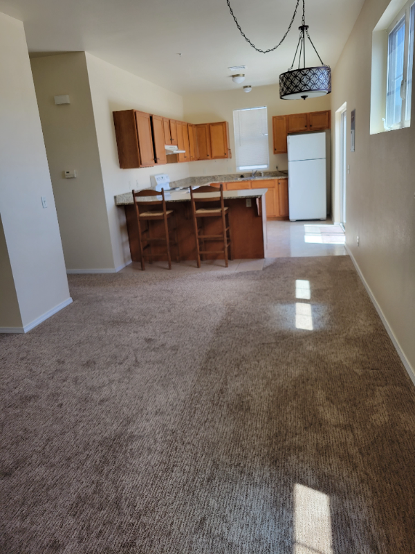 505 E Columbia St #220 - Photo 5 of 9