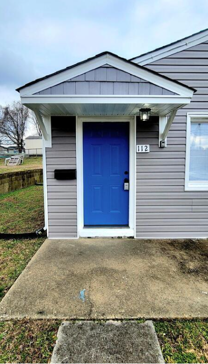 118 N Old Church St #1 - Photo 4 of 17