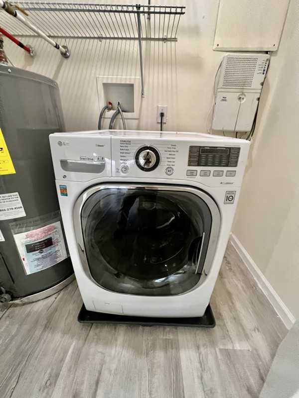 67 Lake St - Photo 2 of 12