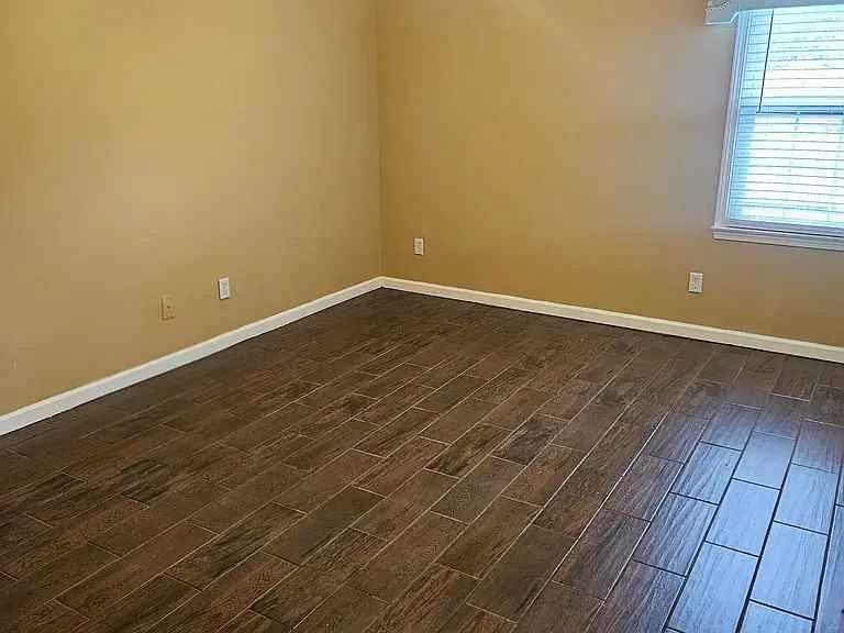 5214 Kingsberry St - Photo 2 of 24