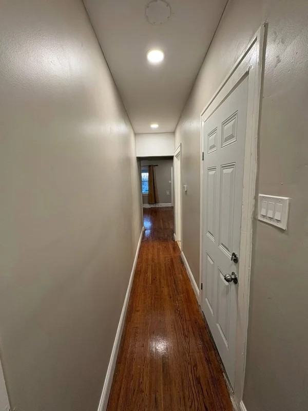 1637 Mclaran Ave #1stFL - Photo 5 of 10