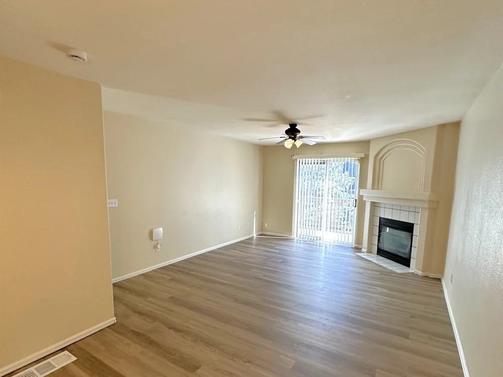 11808 E Kepner Dr - Photo 3 of 12