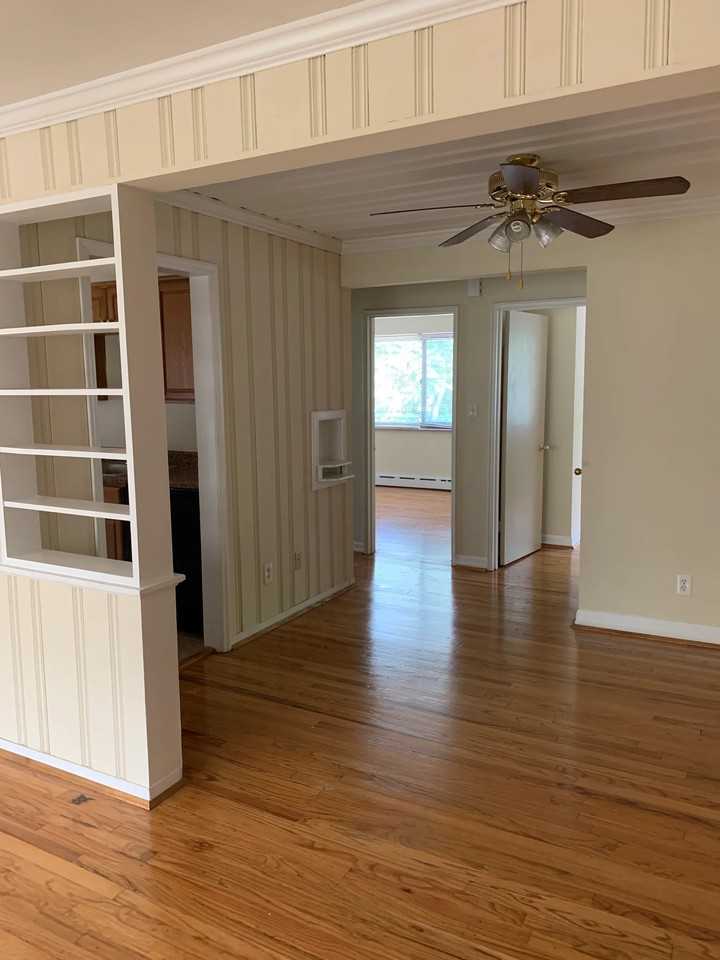 1614 Beacon St #8 - Photo 5 of 17