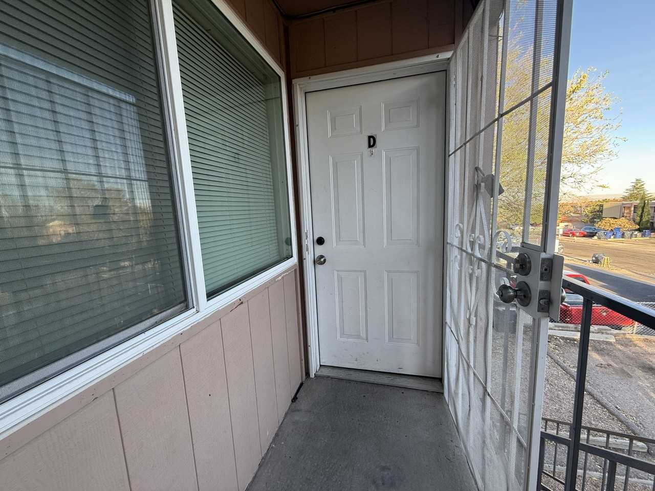 13216 Mountain Rd Ne - Photo 3 of 23