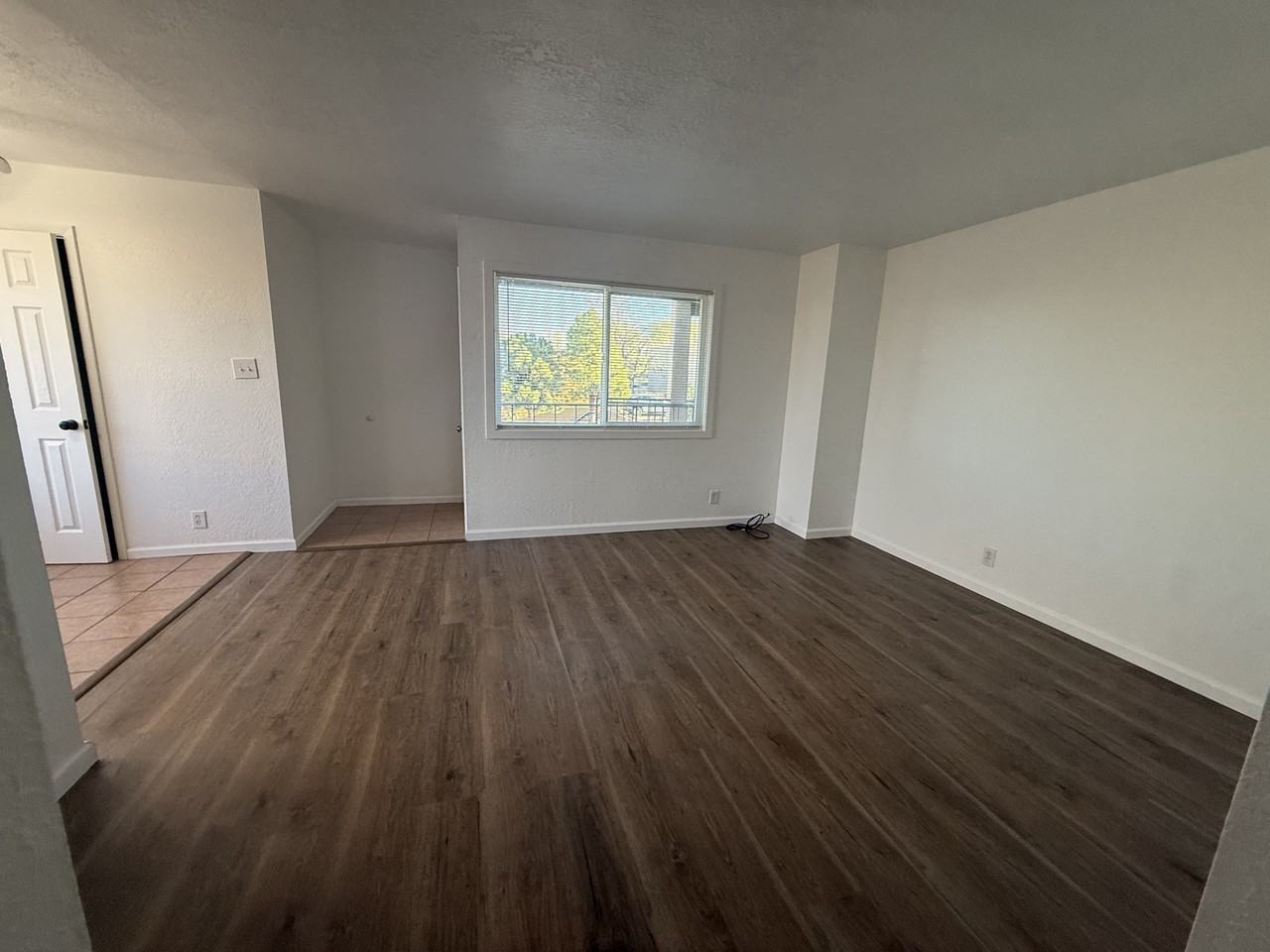 13216 Mountain Rd Ne - Photo 4 of 23