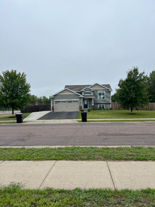 12470 42nd Ave - Photo 2 of 20