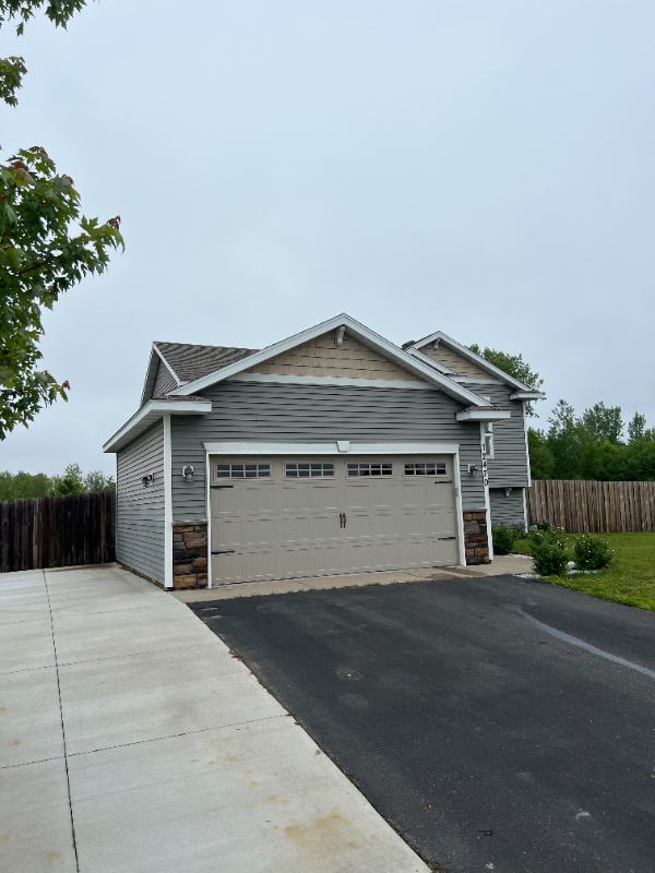 12470 42nd Ave - Photo 3 of 20