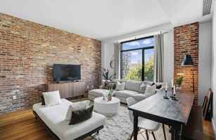 featured image of 538 Union Ave #3B