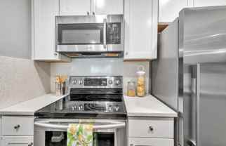 355 Half Moon Ln #9 - Photo 1 of 1