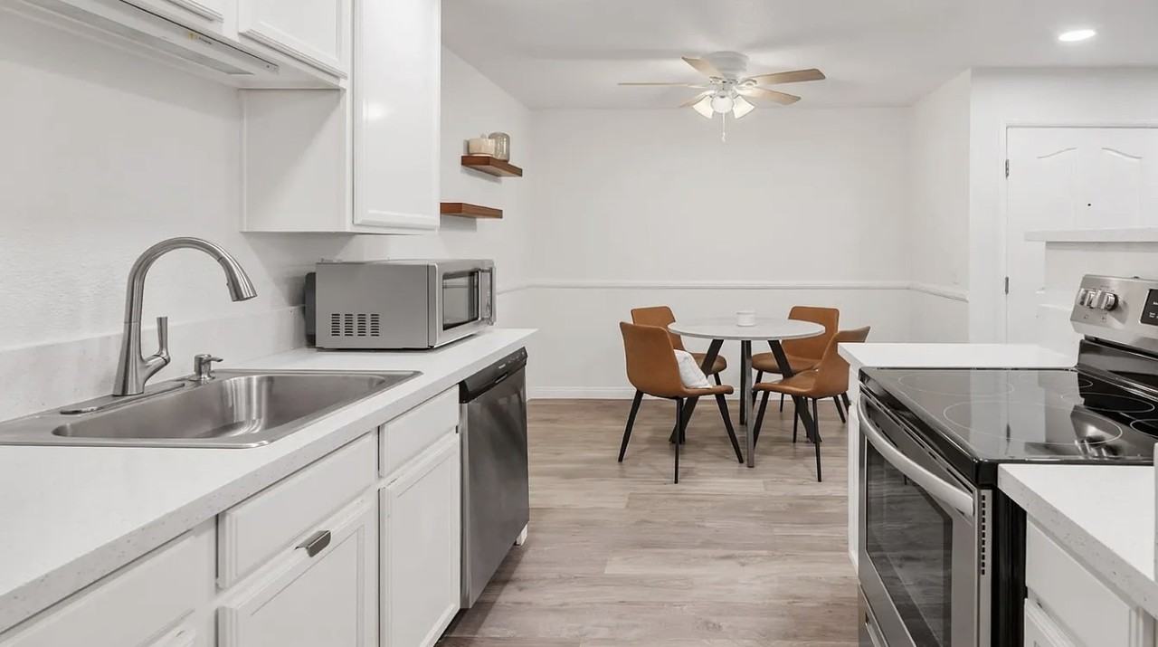 1810 S El Camino Real #101 - Photo 7 of 10