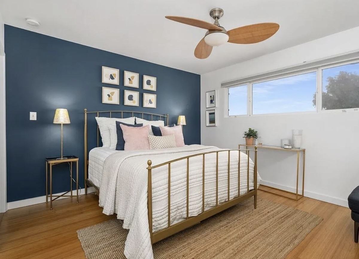 2431 3rd St #9 - Photo 4 of 8