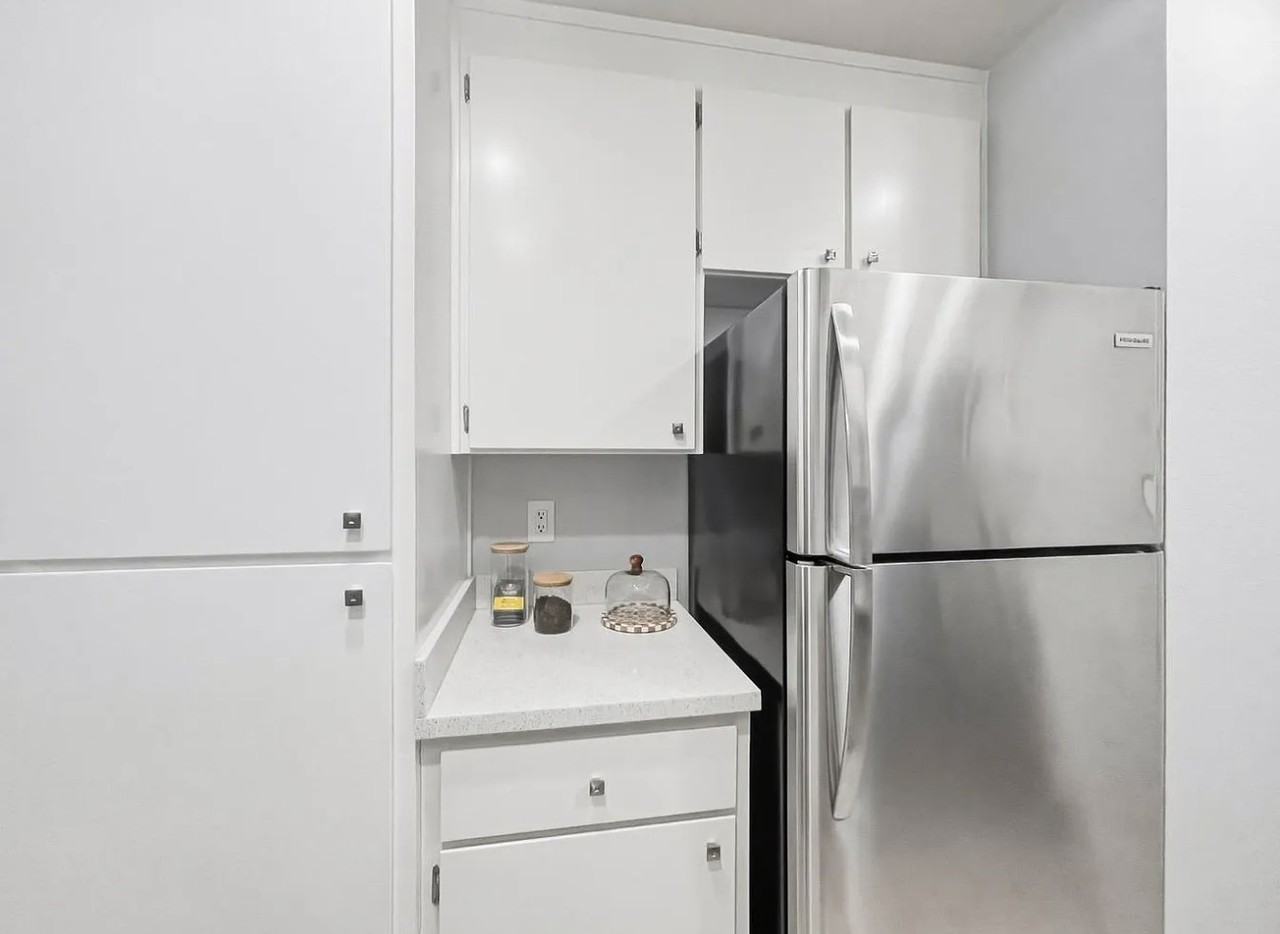 281 Tradewinds Dr #7 - Photo 3 of 12