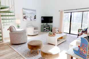 1095 Plantation Dr W - Photo 1 of 1