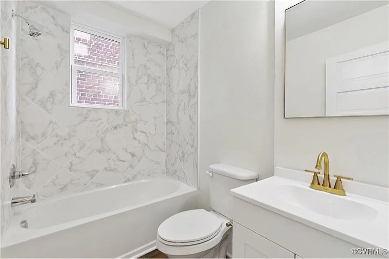 3139 Ellwood Ave - Photo 5 of 8