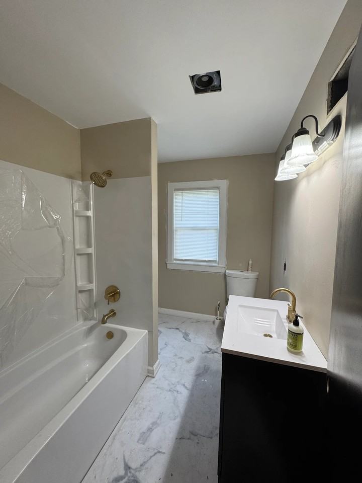 500 Peale St #N - Photo 3 of 7