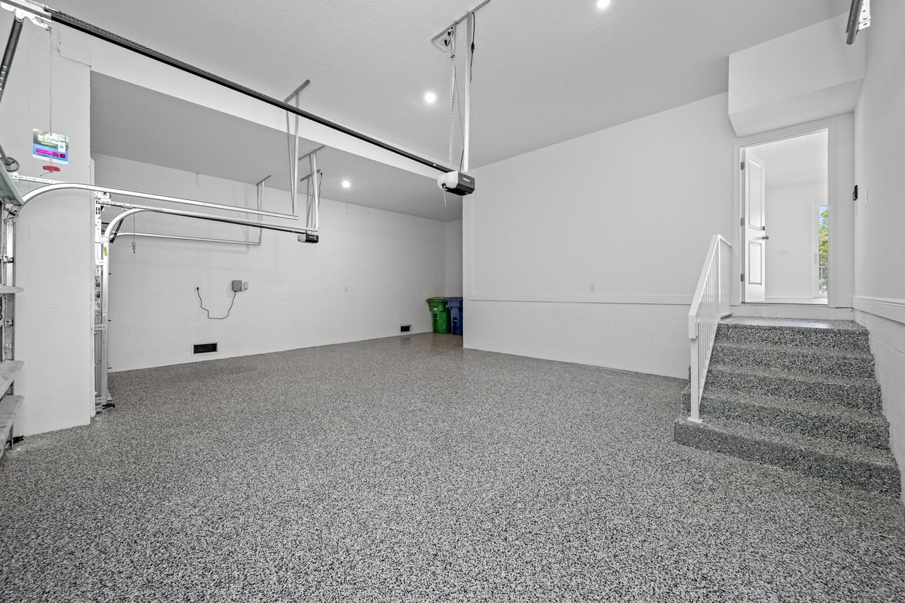 4731 W Trilby Ave - Photo 5 of 42