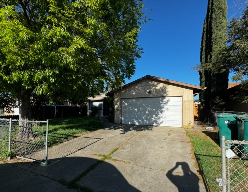 3332 Zamora Way - Photo 2 of 15