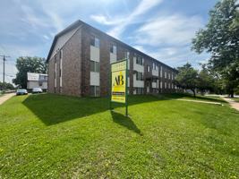 featured image of 900 7th Ave S #102