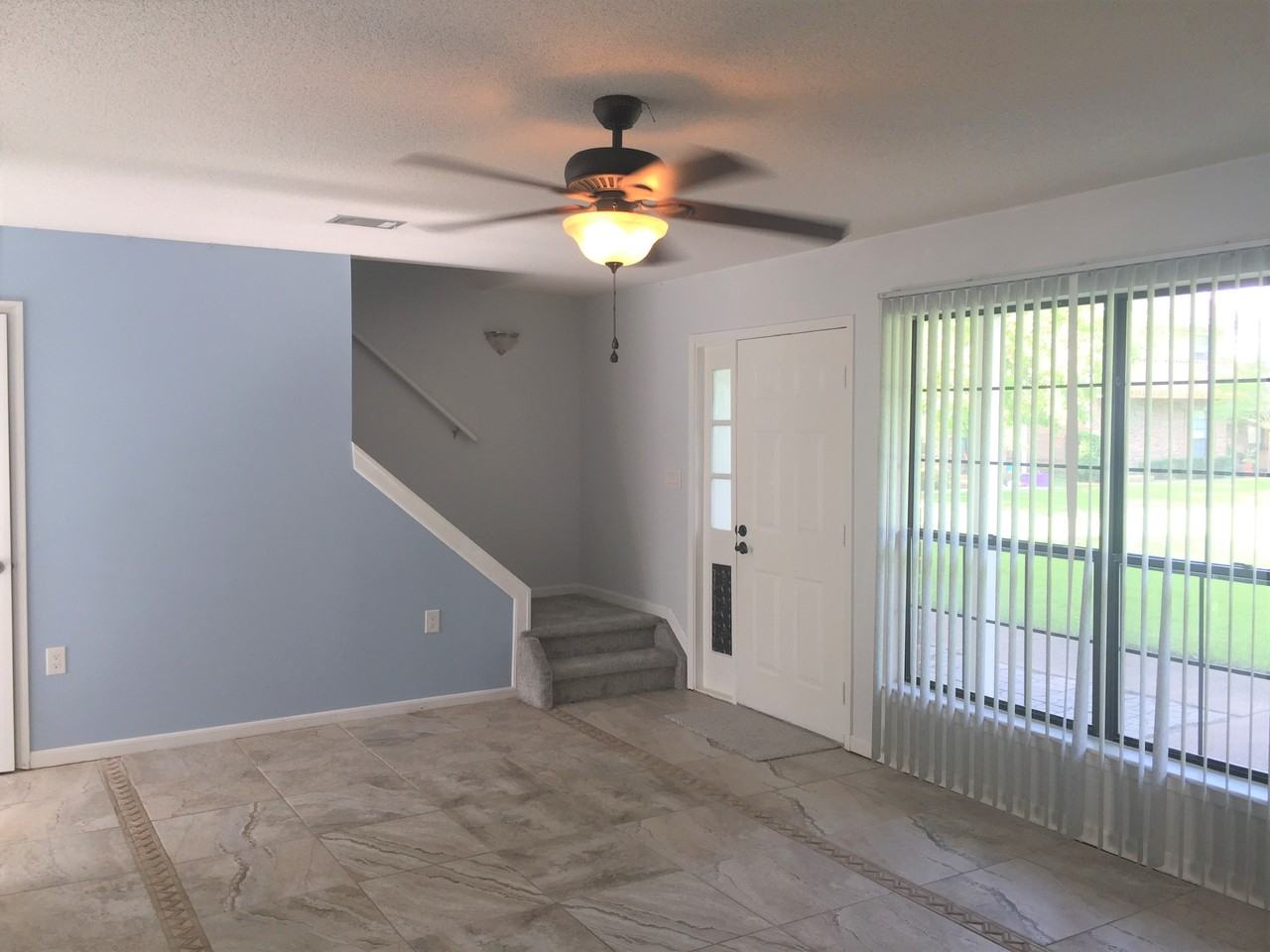 27 11th St - Photo 2 of 17