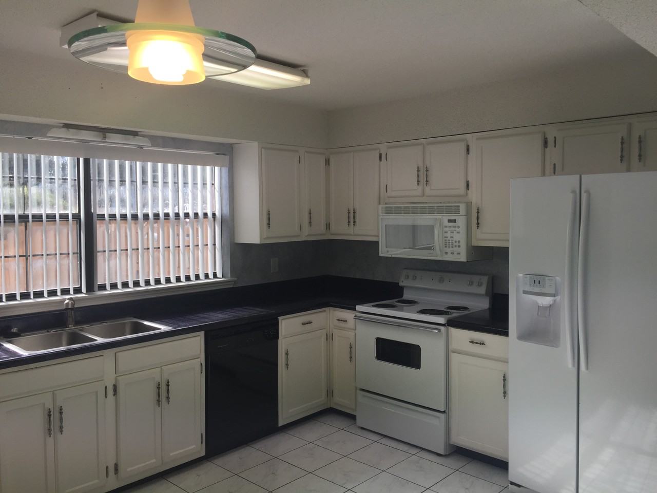 27 11th St - Photo 7 of 17