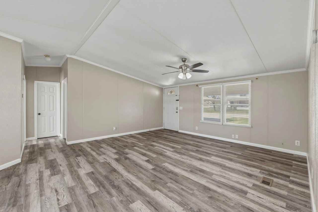 69 Cinnamon Ln - Photo 5 of 19