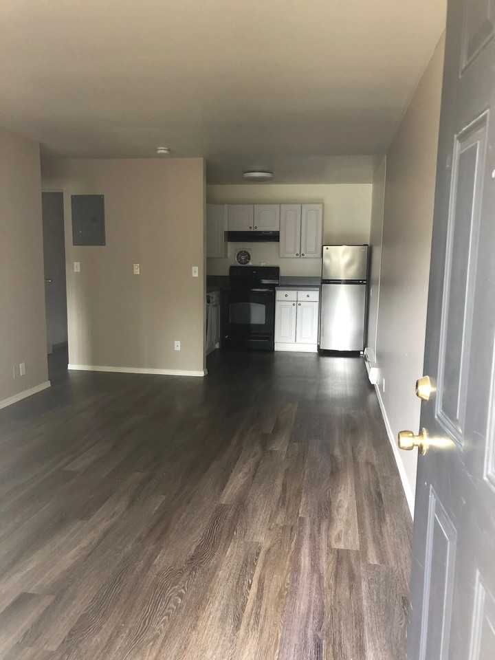 3601 Ne 73rd Pl #4 - Photo 2 of 9