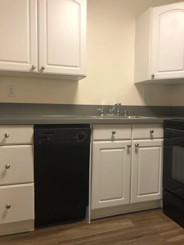 3601 Ne 73rd Pl #4 - Photo 6 of 9