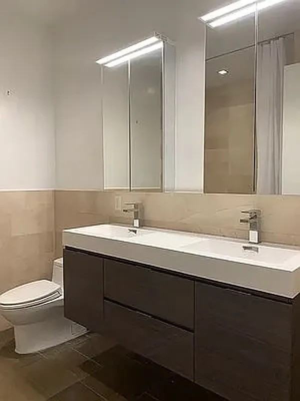 140 W 22nd St - Photo 6 of 9