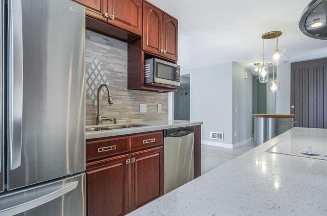 6333 La Jolla Blvd - Photo 6 of 14