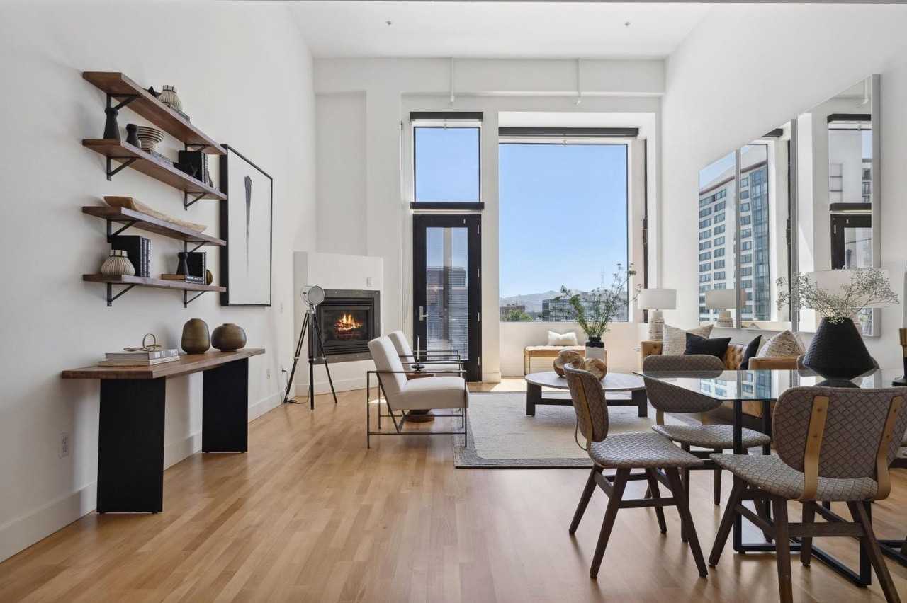 200 Townsend St - Photo 5 of 12