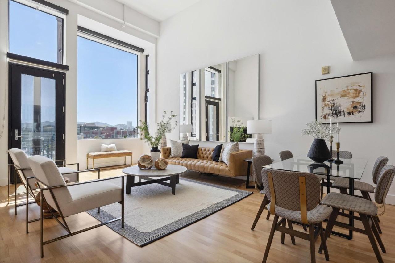 200 Townsend St - Photo 6 of 12