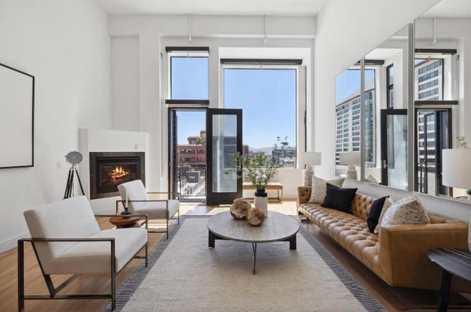 200 Townsend St - Photo 7 of 12