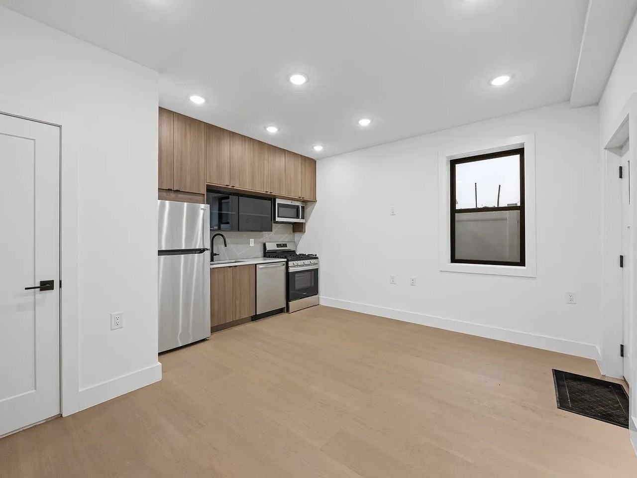 33 Graham St - Photo 5 of 6