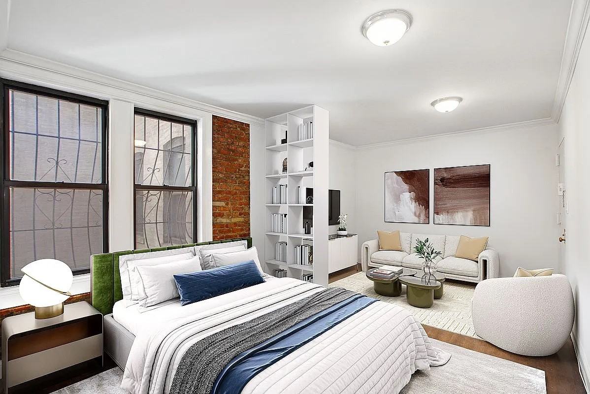 2052 21st St - Photo 3 of 6