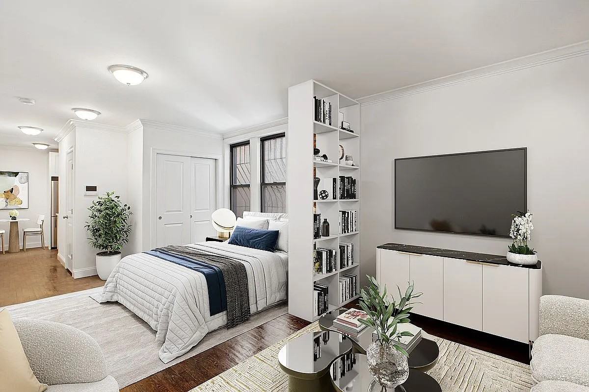 2052 21st St - Photo 5 of 6