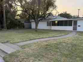 2102 W Minnezona Ave #A - Photo 1 of 1