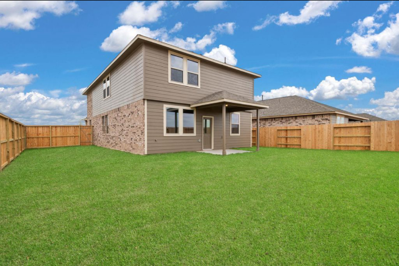 13410 Lunan Drive - Photo 2 of 20