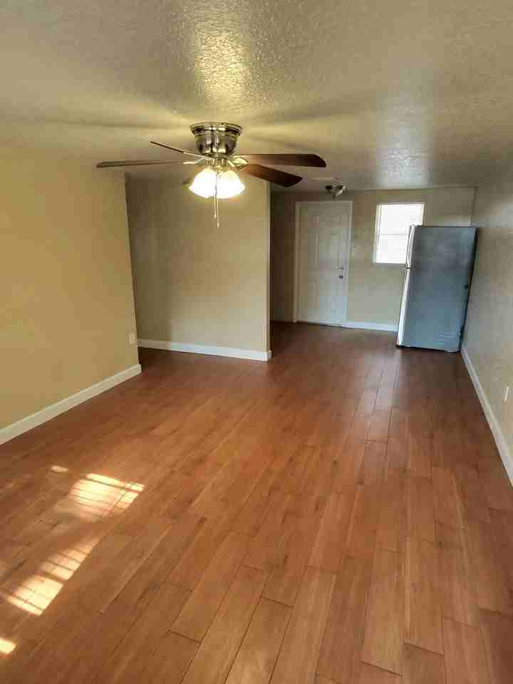 37221 Marlu Ln - Photo 3 of 16