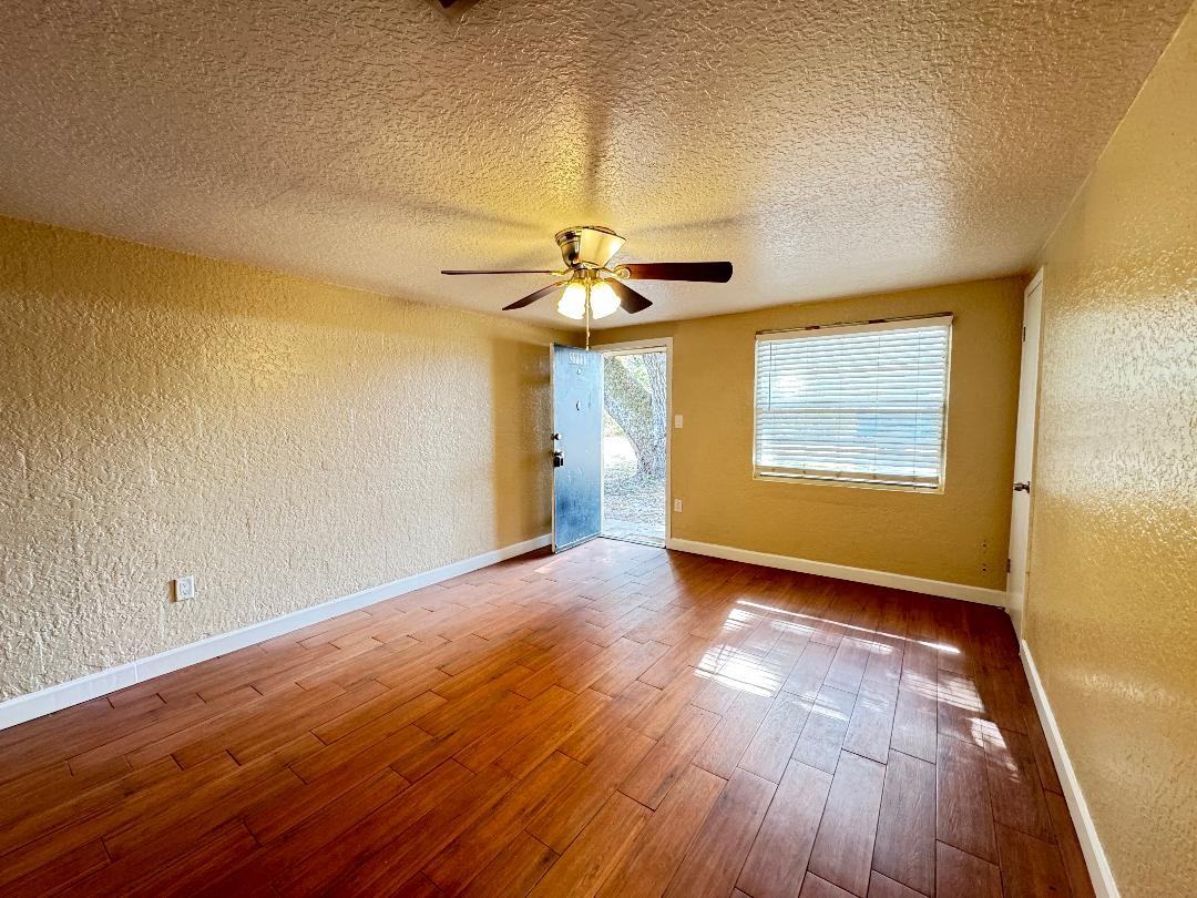 37221 Marlu Ln - Photo 5 of 16