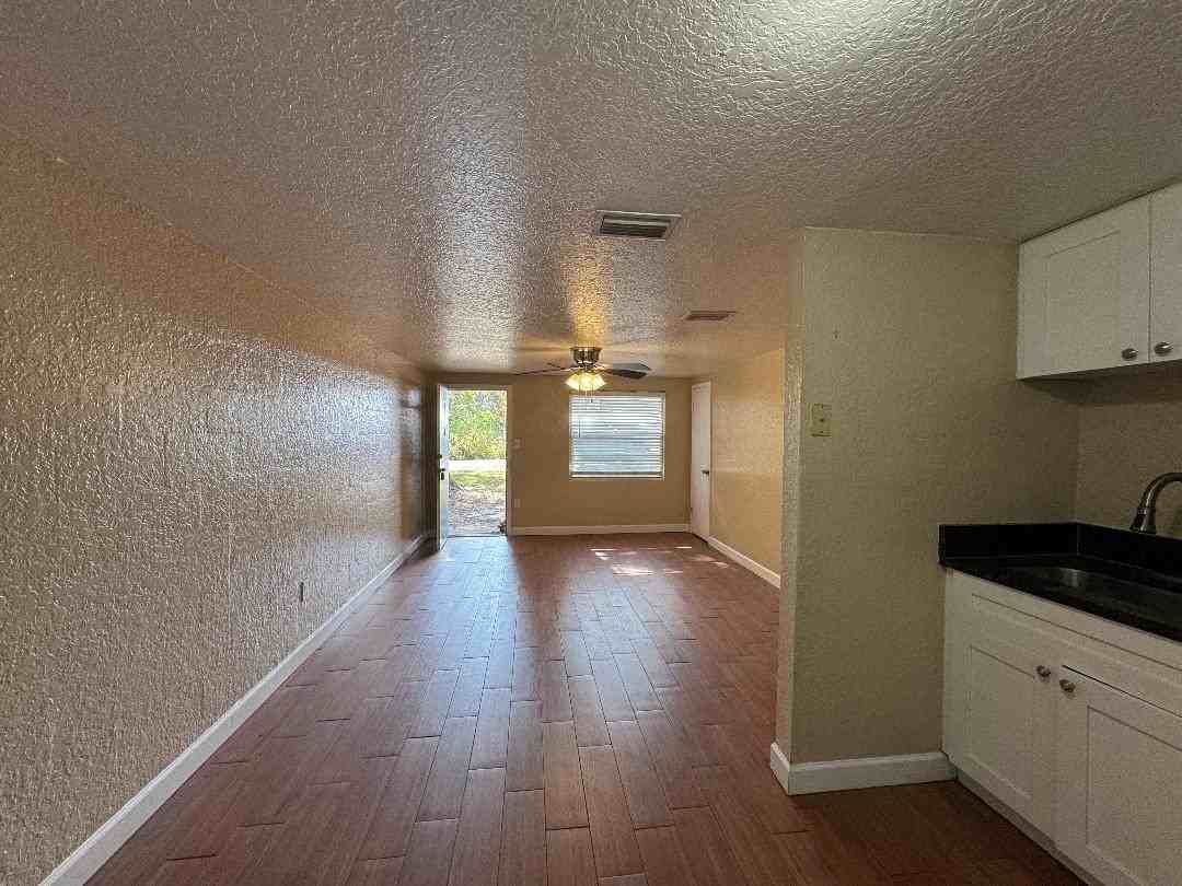 37221 Marlu Ln - Photo 7 of 16